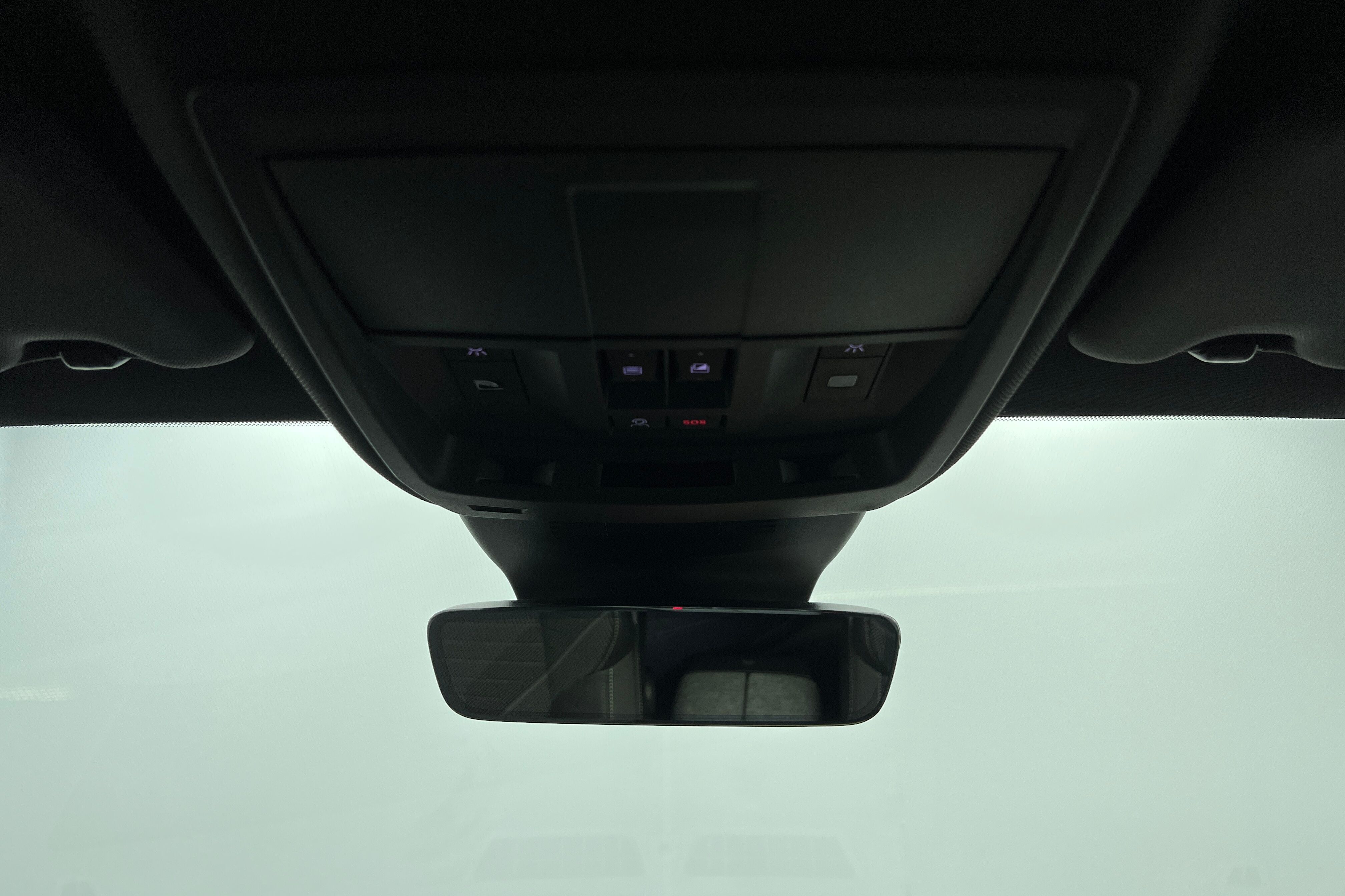 PEUGEOT 3008 SUV Hybride — photo 23
