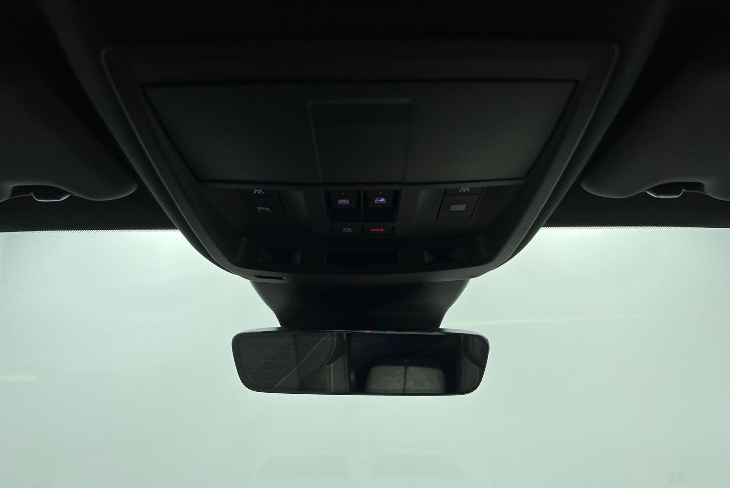 PEUGEOT 3008 SUV Hybride Essence