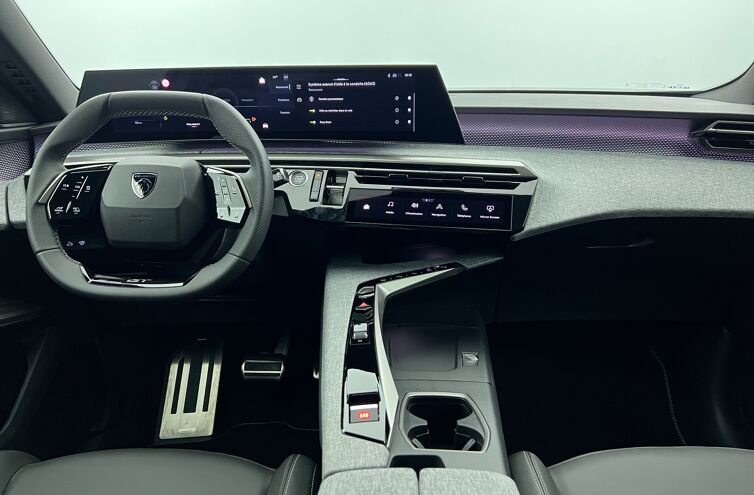 PEUGEOT 3008 SUV Hybride Essence