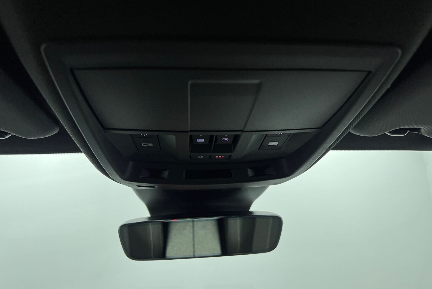 PEUGEOT 3008 SUV Hybride Essence