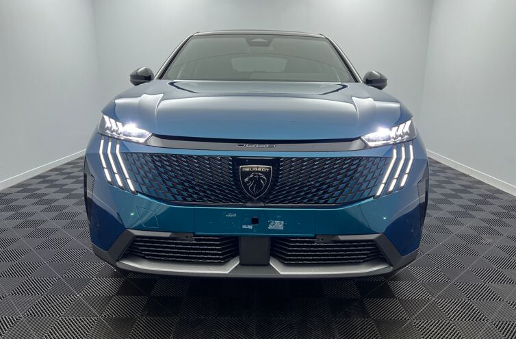 PEUGEOT 3008 SUV Hybride Essence