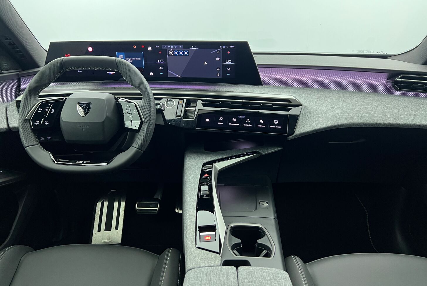 PEUGEOT 3008 SUV Hybride Essence