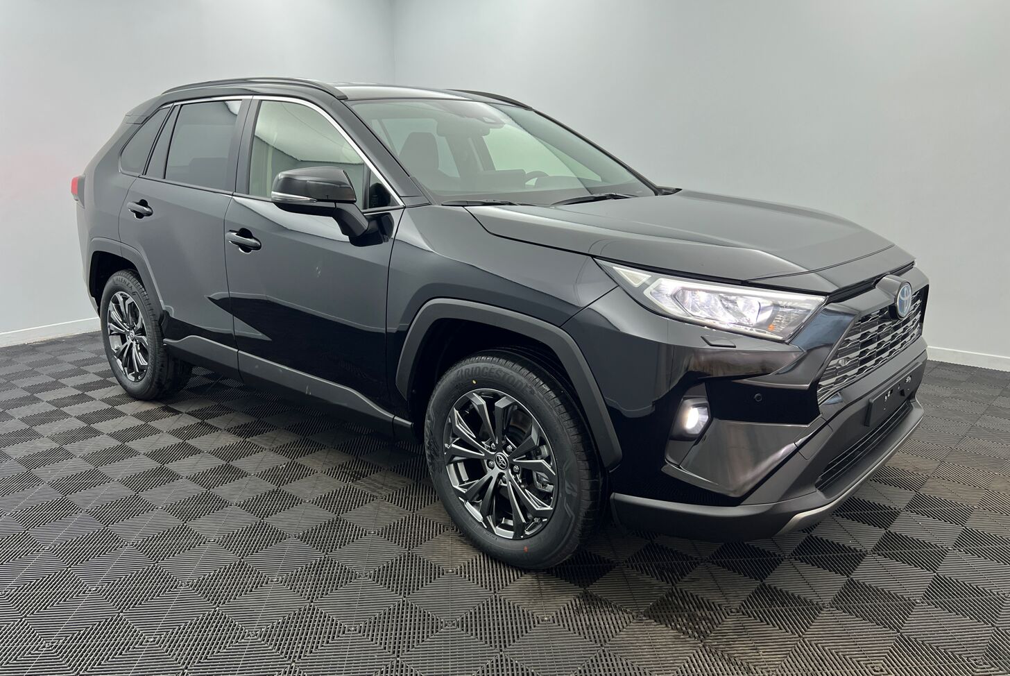 TOYOTA Rav4 SUV Hybride Essence