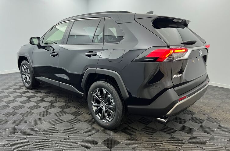 TOYOTA Rav4 SUV Hybride Essence