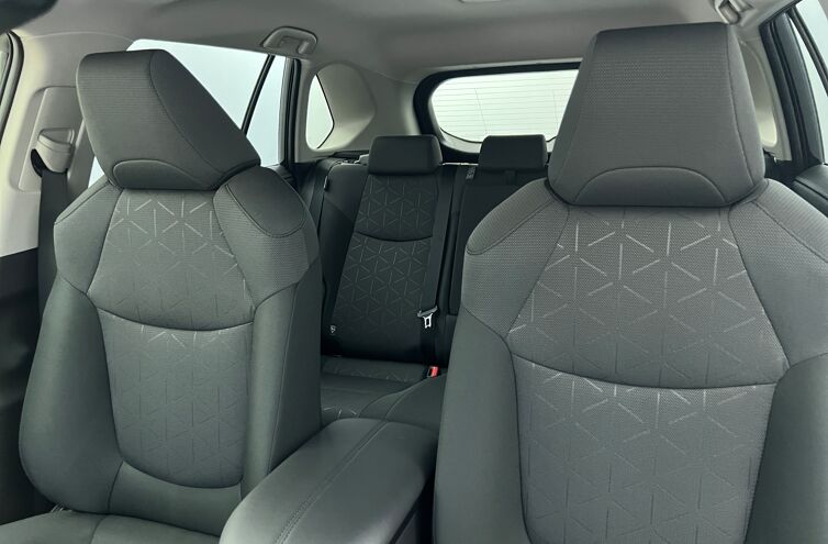 TOYOTA Rav4 SUV Hybride Essence