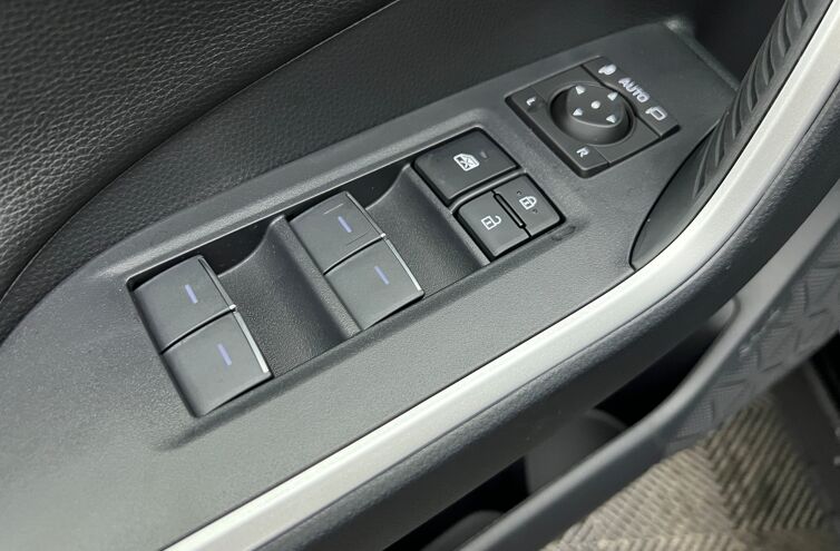 TOYOTA Rav4 SUV Hybride Essence