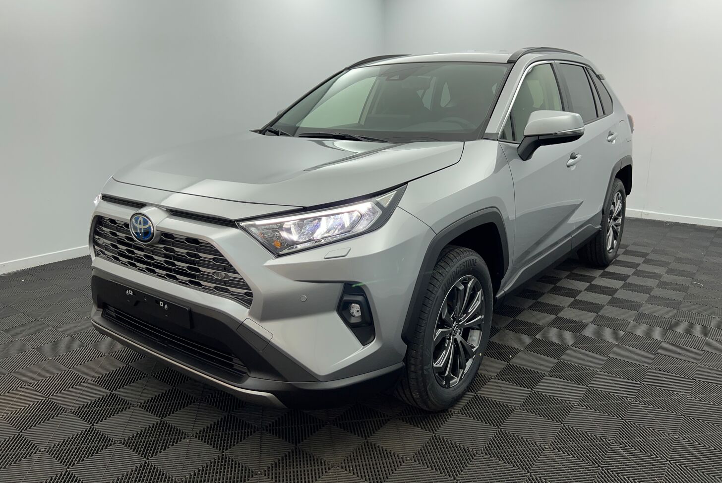 TOYOTA Rav4 SUV Hybride Essence