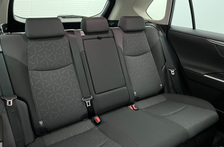 TOYOTA Rav4 SUV Hybride Essence