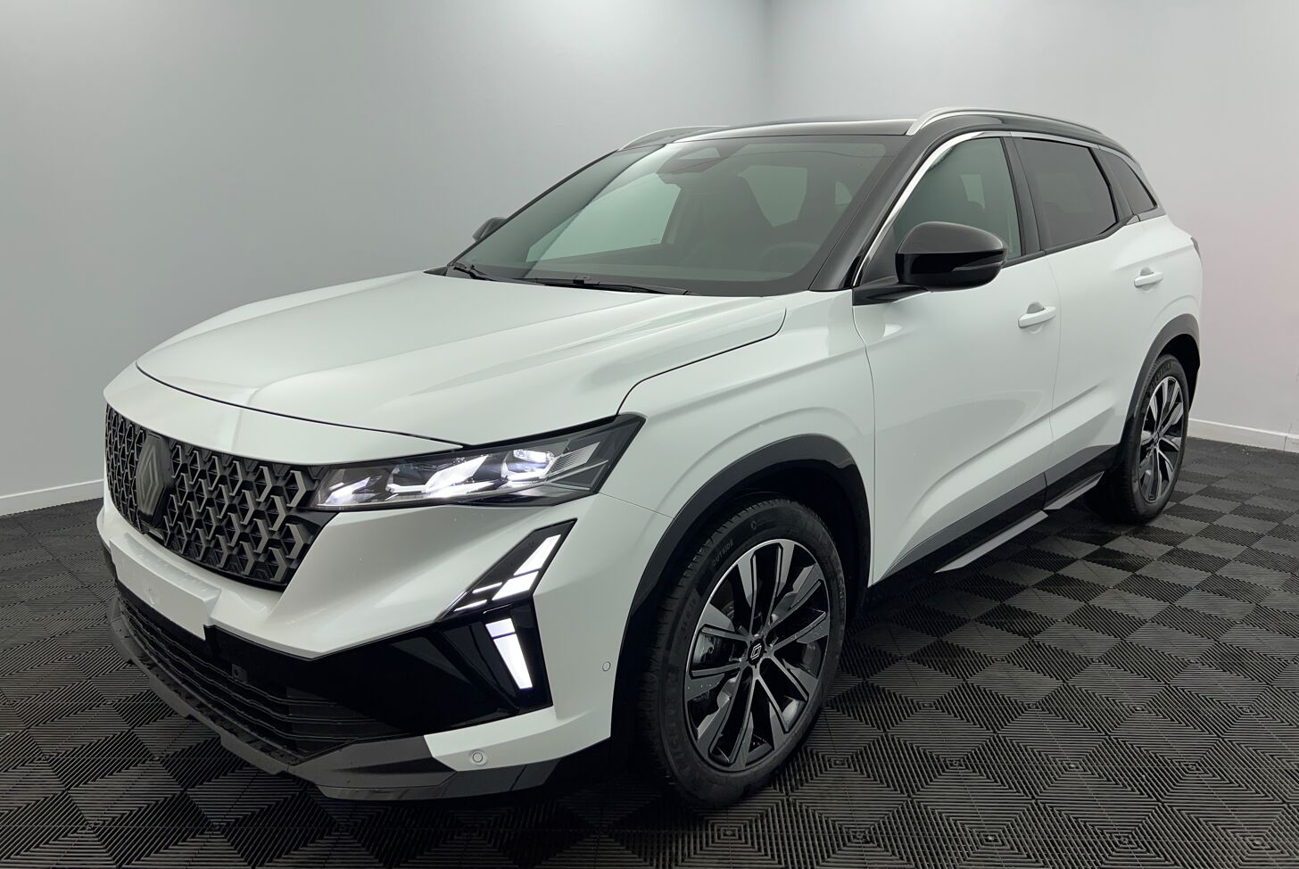 RENAULT Austral SUV Hybride Essence