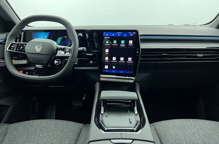 RENAULT Austral SUV Hybride Essence