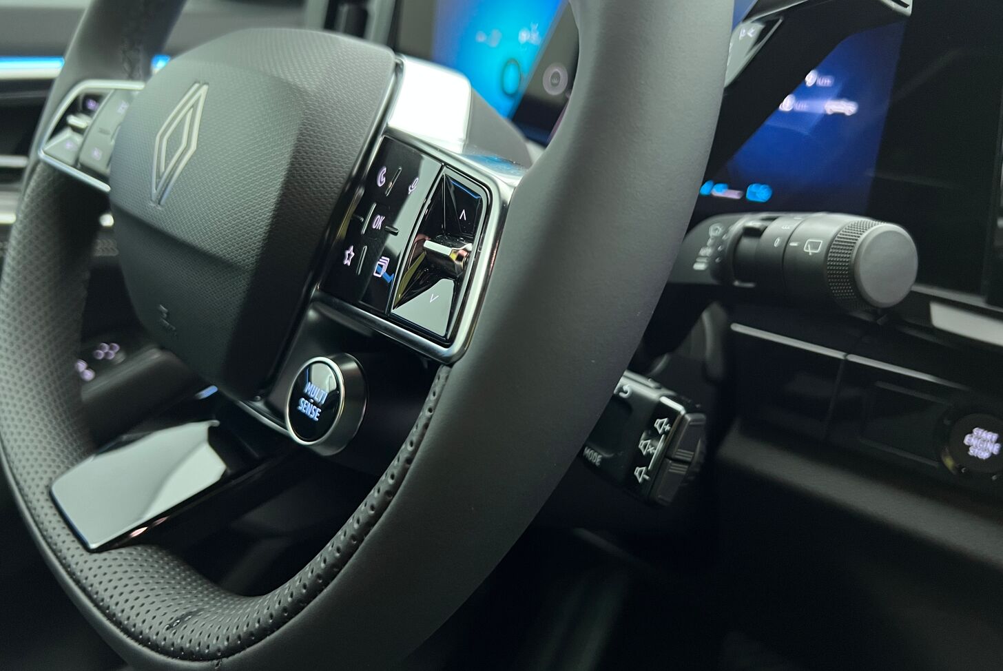 RENAULT Austral SUV Hybride Essence