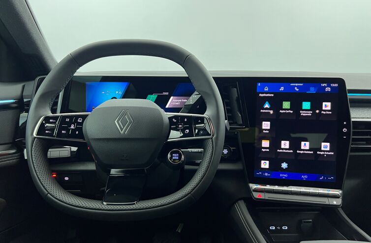 RENAULT Austral SUV Hybride Essence