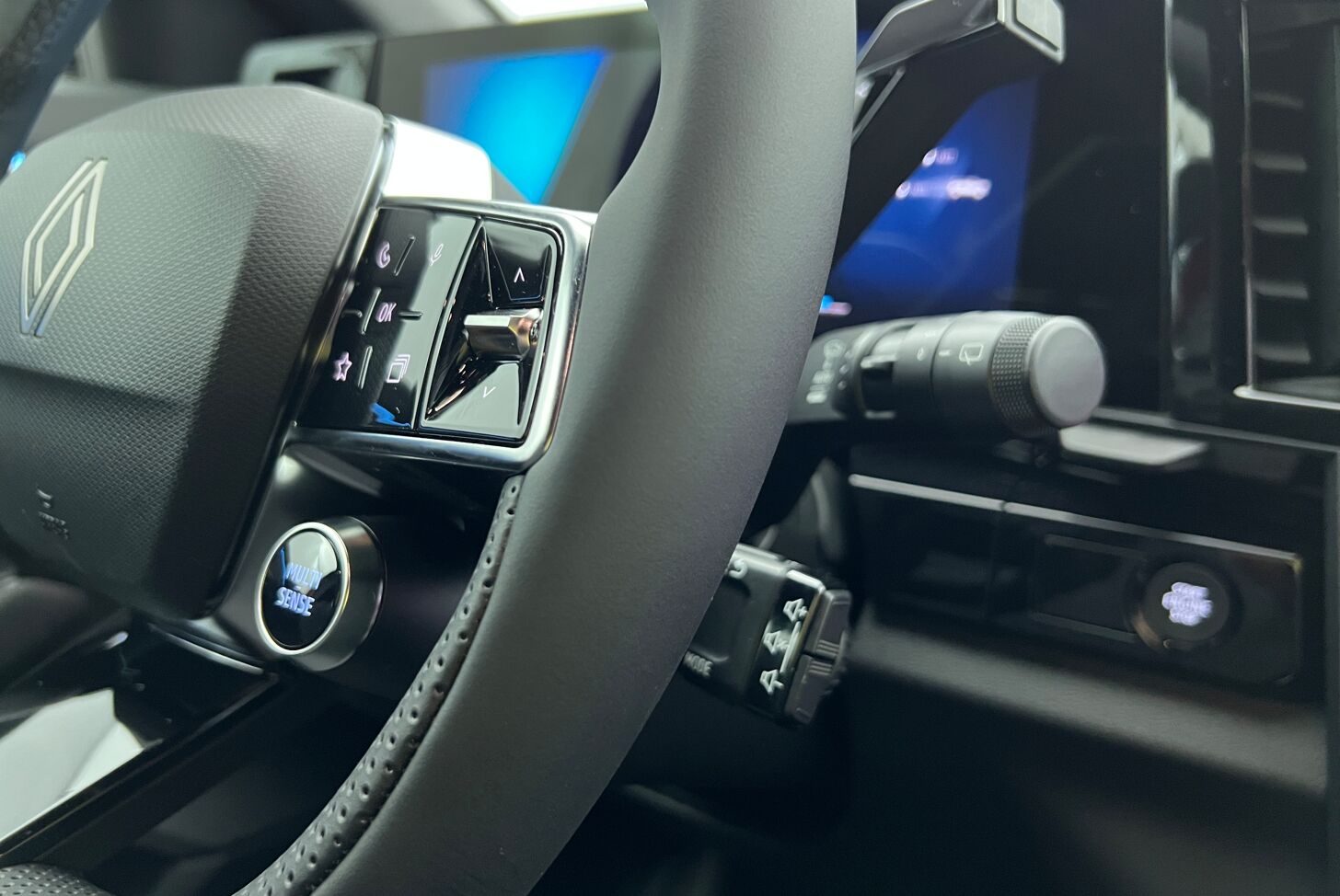 RENAULT Austral SUV Hybride Essence