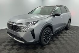 PEUGEOT 5008 GT