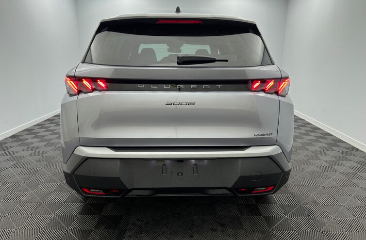 PEUGEOT 5008 SUV Hybride Essence