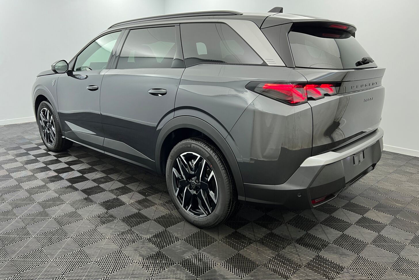 PEUGEOT 5008 SUV Hybride Essence