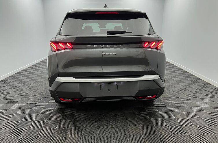 PEUGEOT 5008 SUV Hybride Essence