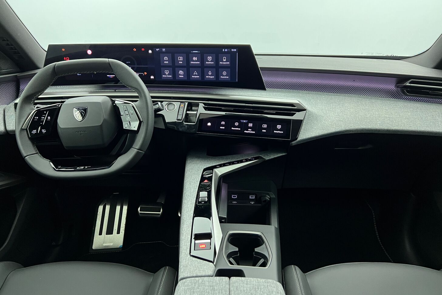 PEUGEOT 5008 SUV Hybride Essence