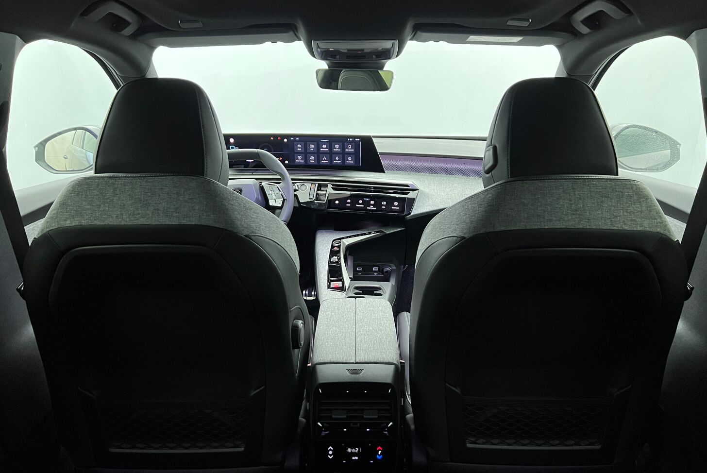 PEUGEOT 5008 SUV Hybride Essence