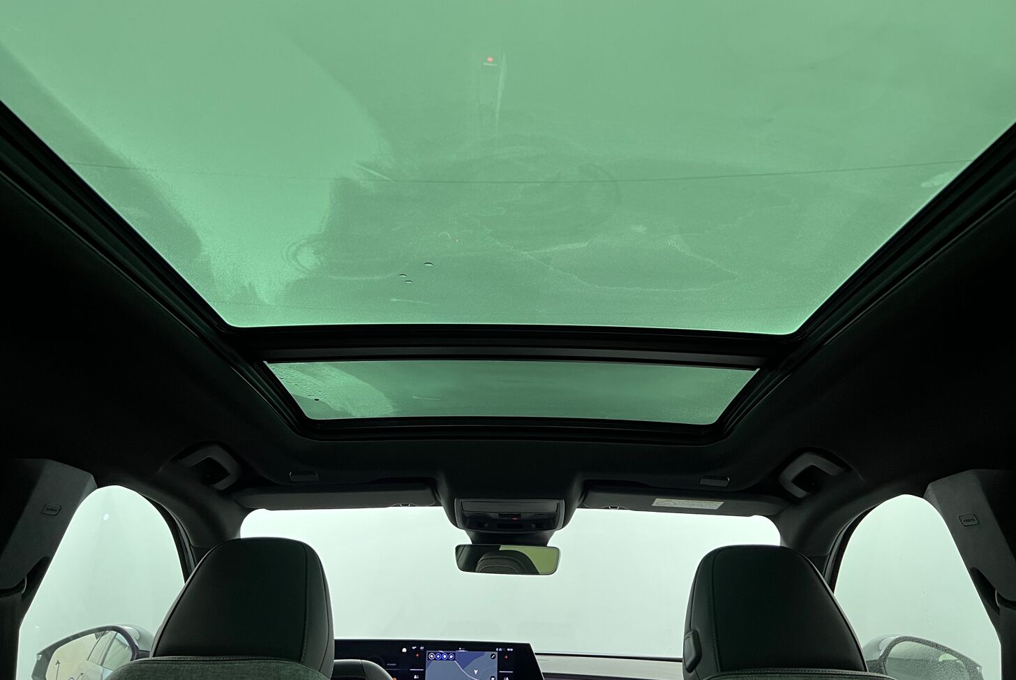 PEUGEOT 5008 SUV Hybride Essence