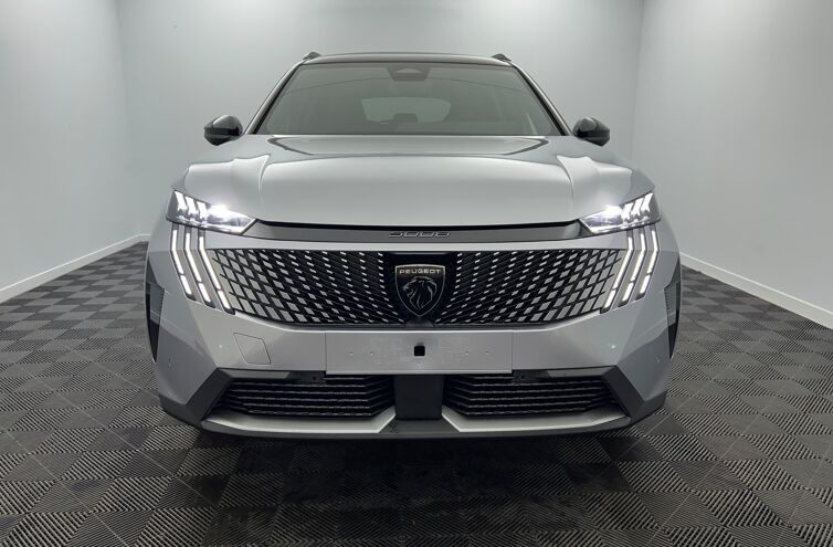 PEUGEOT 5008 SUV Hybride Essence