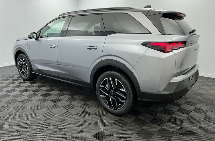 PEUGEOT 5008 SUV Hybride Essence