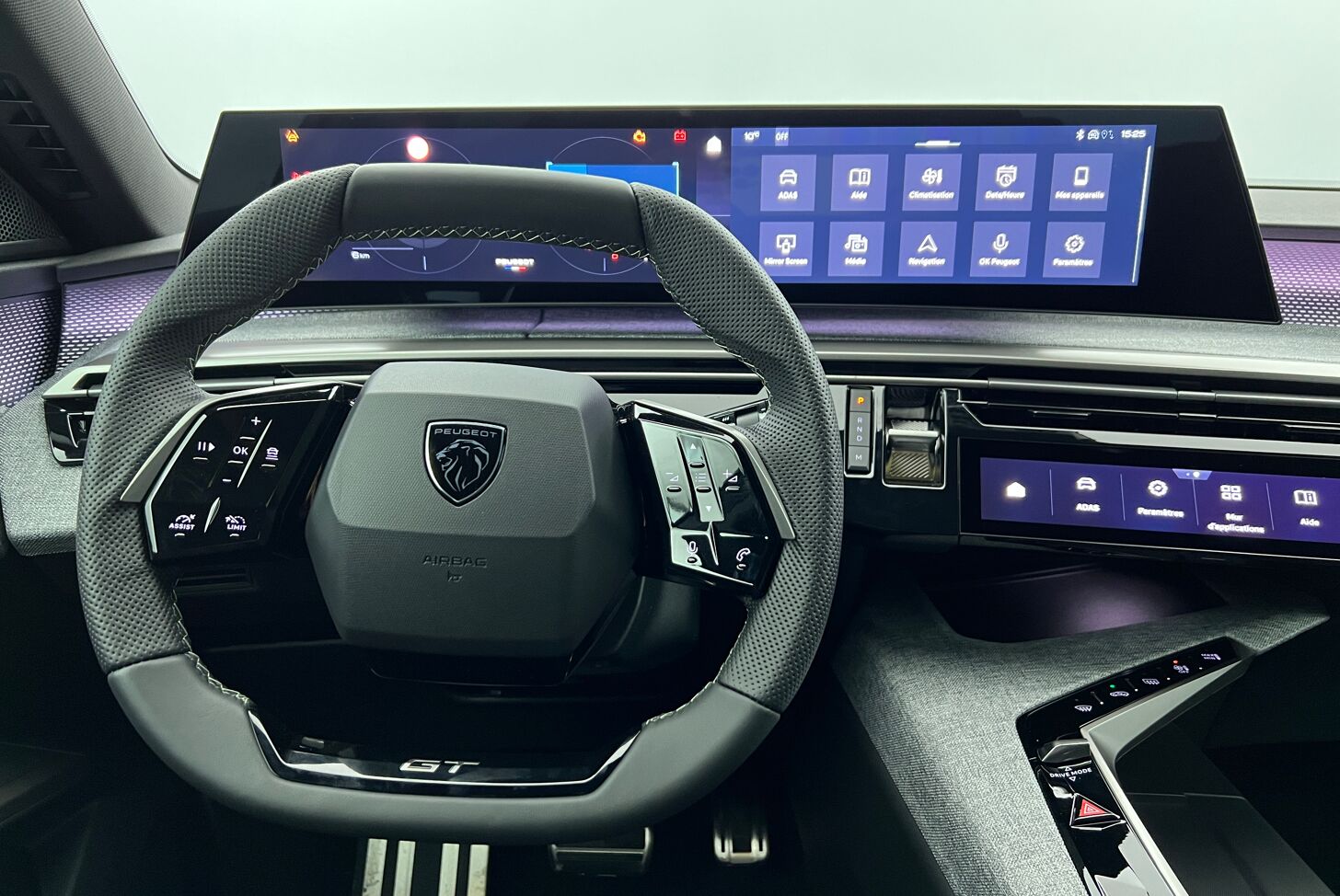 PEUGEOT 5008 SUV Hybride Essence