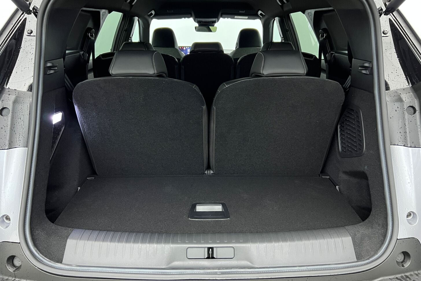 PEUGEOT 5008 SUV Hybride Essence