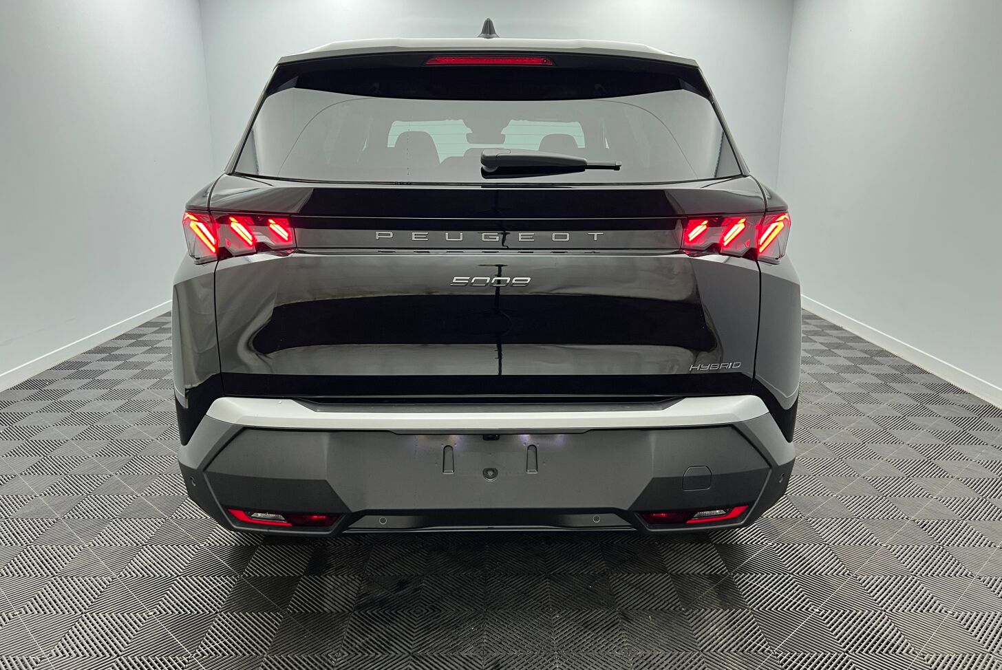 PEUGEOT 5008 SUV Hybride Essence