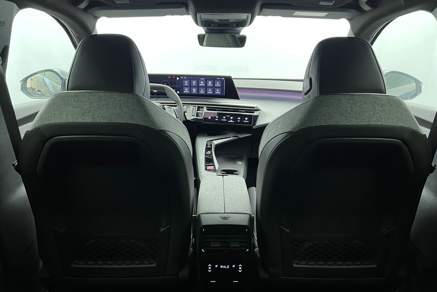 PEUGEOT 5008 SUV Hybride Essence