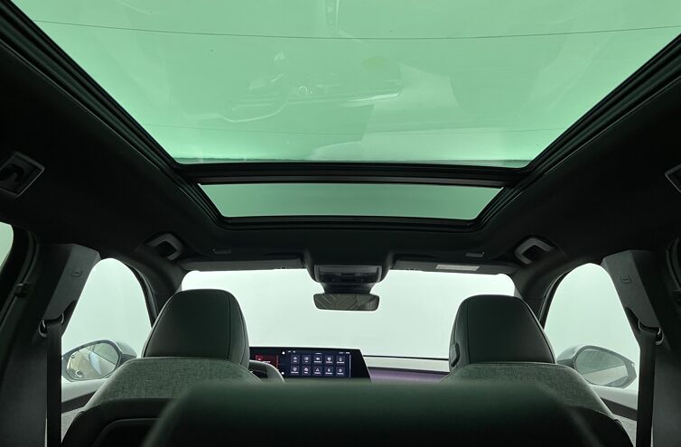 PEUGEOT 5008 SUV Hybride Essence