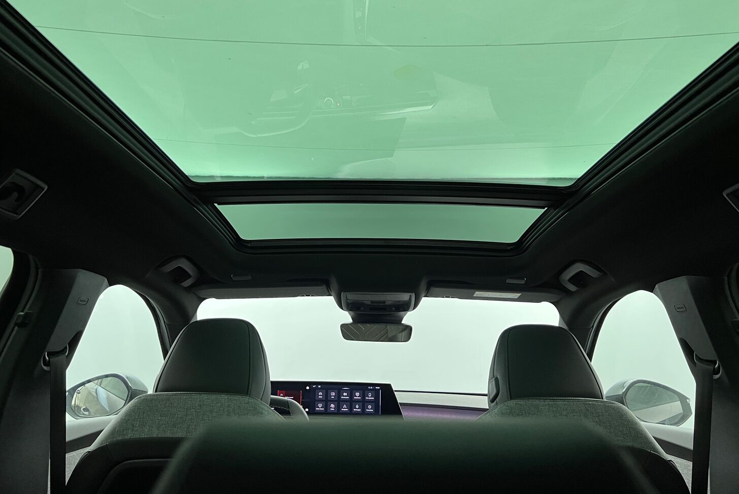 PEUGEOT 5008 SUV Hybride Essence