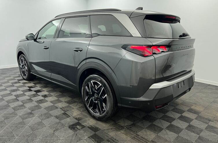 PEUGEOT 5008 SUV Hybride Essence