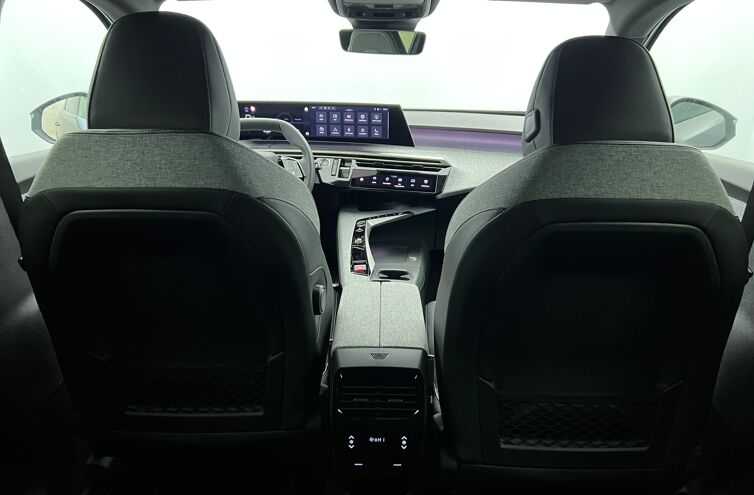 PEUGEOT 5008 SUV Hybride Essence