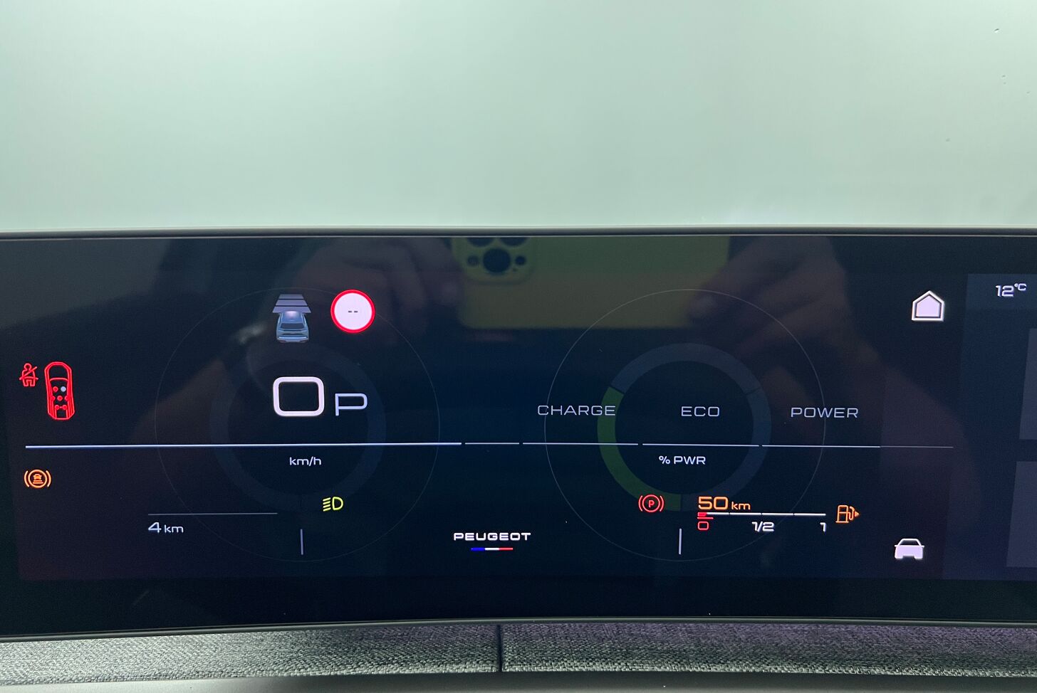 PEUGEOT 5008 SUV Hybride Essence