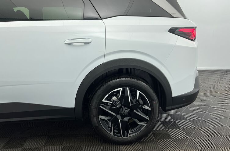 PEUGEOT 5008 SUV Hybride Essence