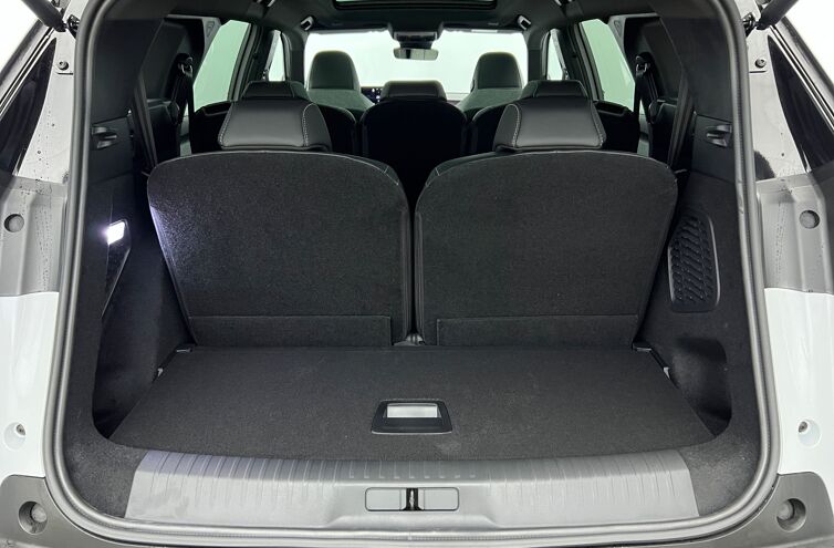 PEUGEOT 5008 SUV Hybride Essence