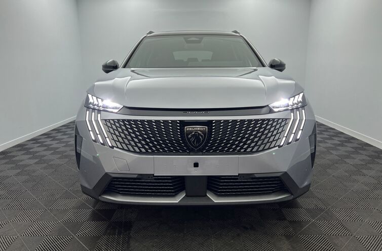 PEUGEOT 5008 SUV Hybride Essence
