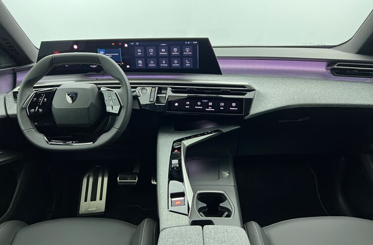 PEUGEOT 5008 SUV Hybride Essence