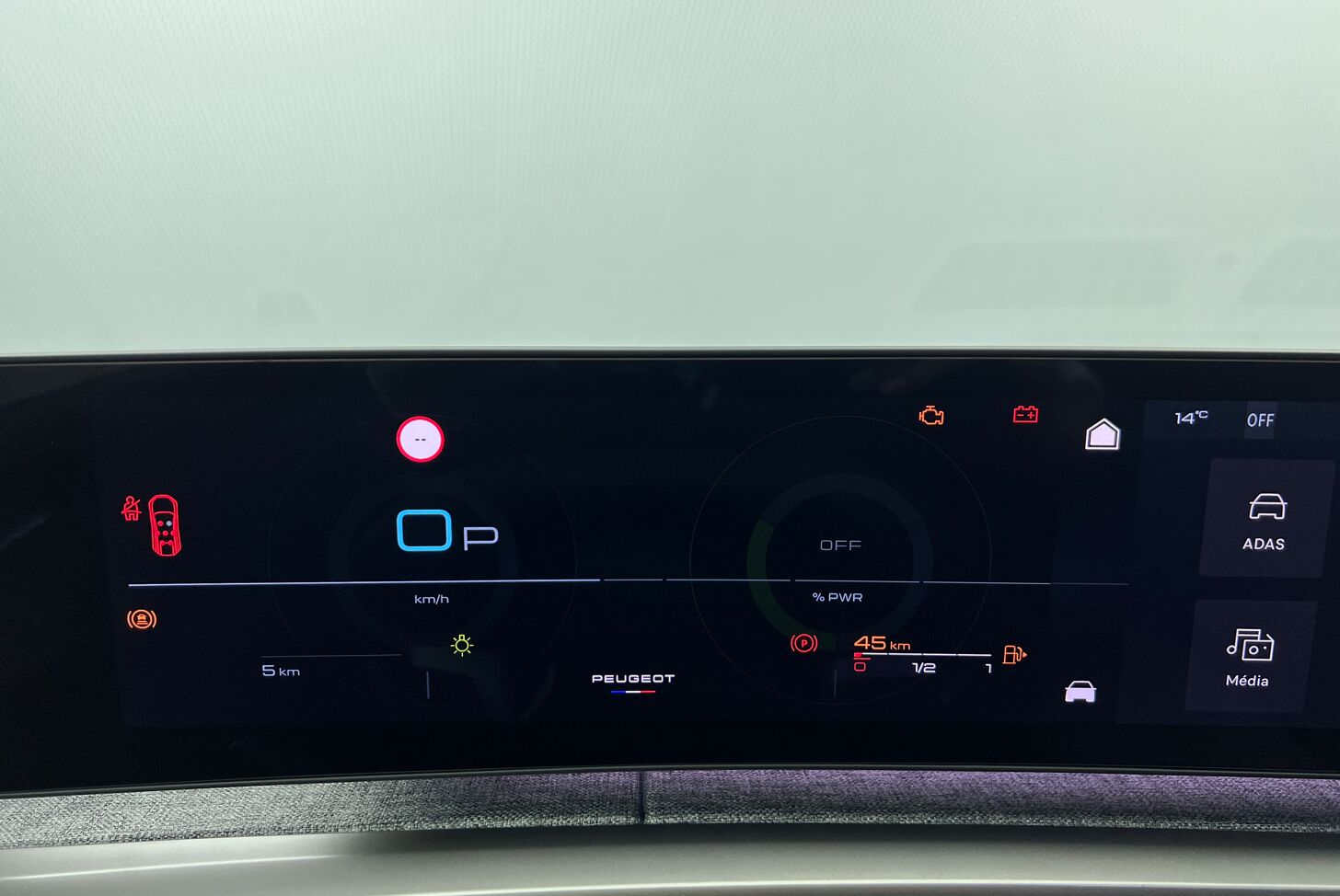 PEUGEOT 5008 SUV Hybride Essence