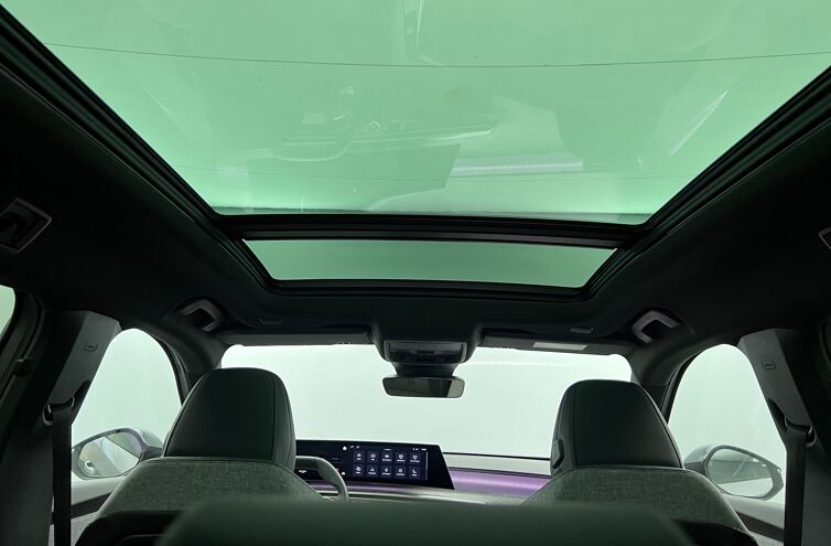 PEUGEOT 5008 SUV Hybride Essence