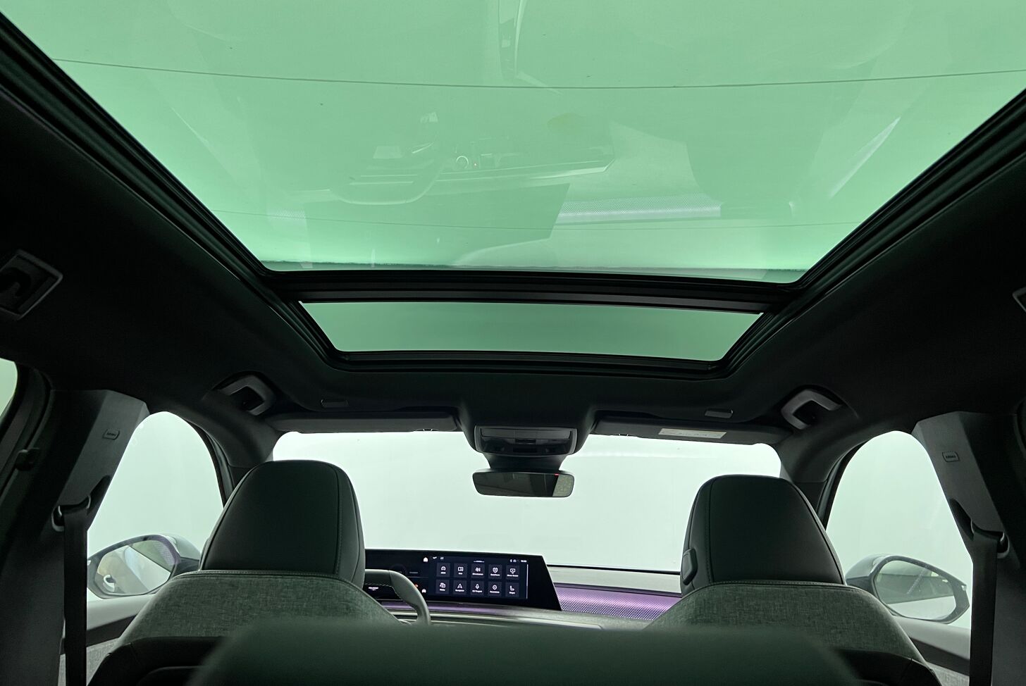 PEUGEOT 5008 SUV Hybride Essence