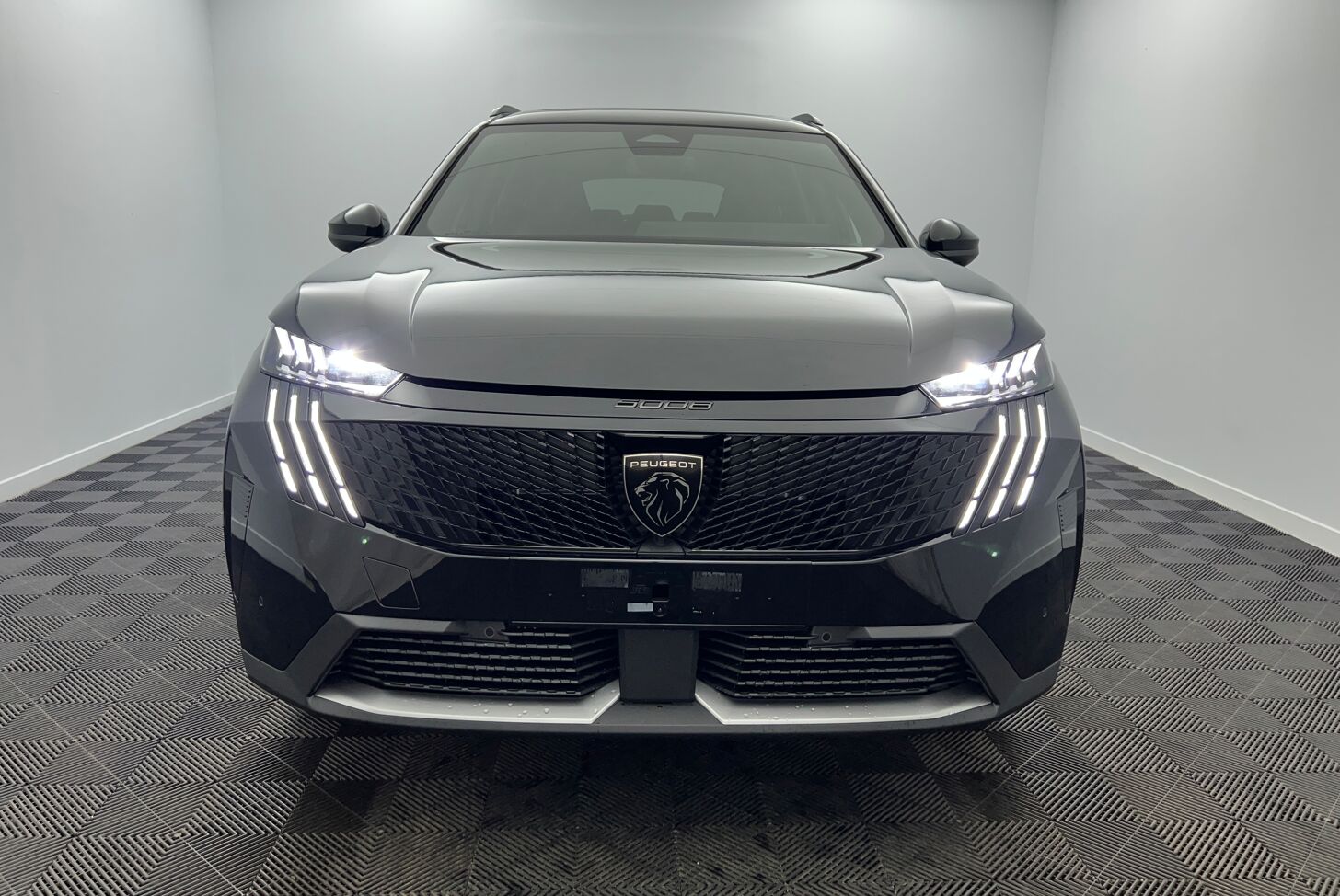PEUGEOT 5008 SUV Hybride Essence