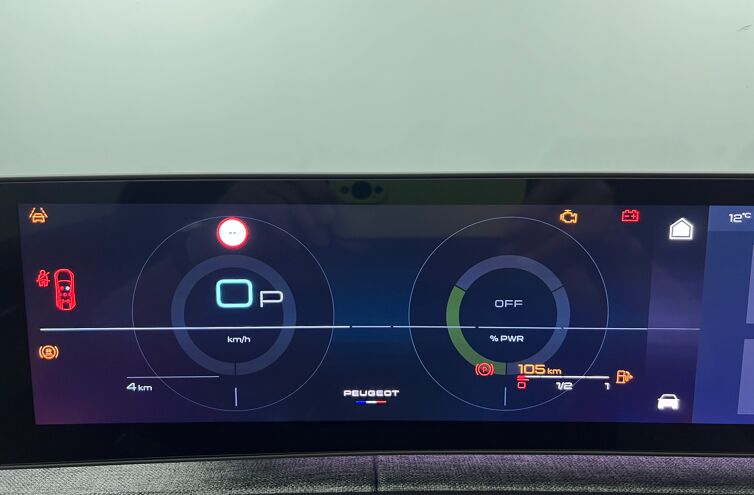 PEUGEOT 5008 SUV Hybride Essence