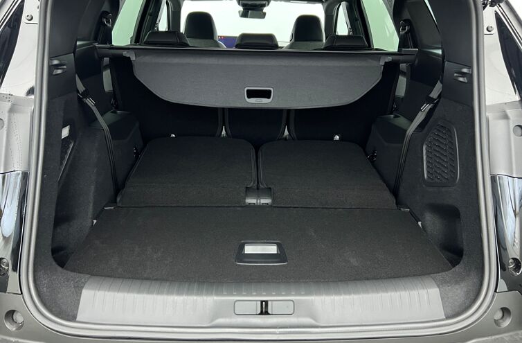 PEUGEOT 5008 SUV Hybride Essence