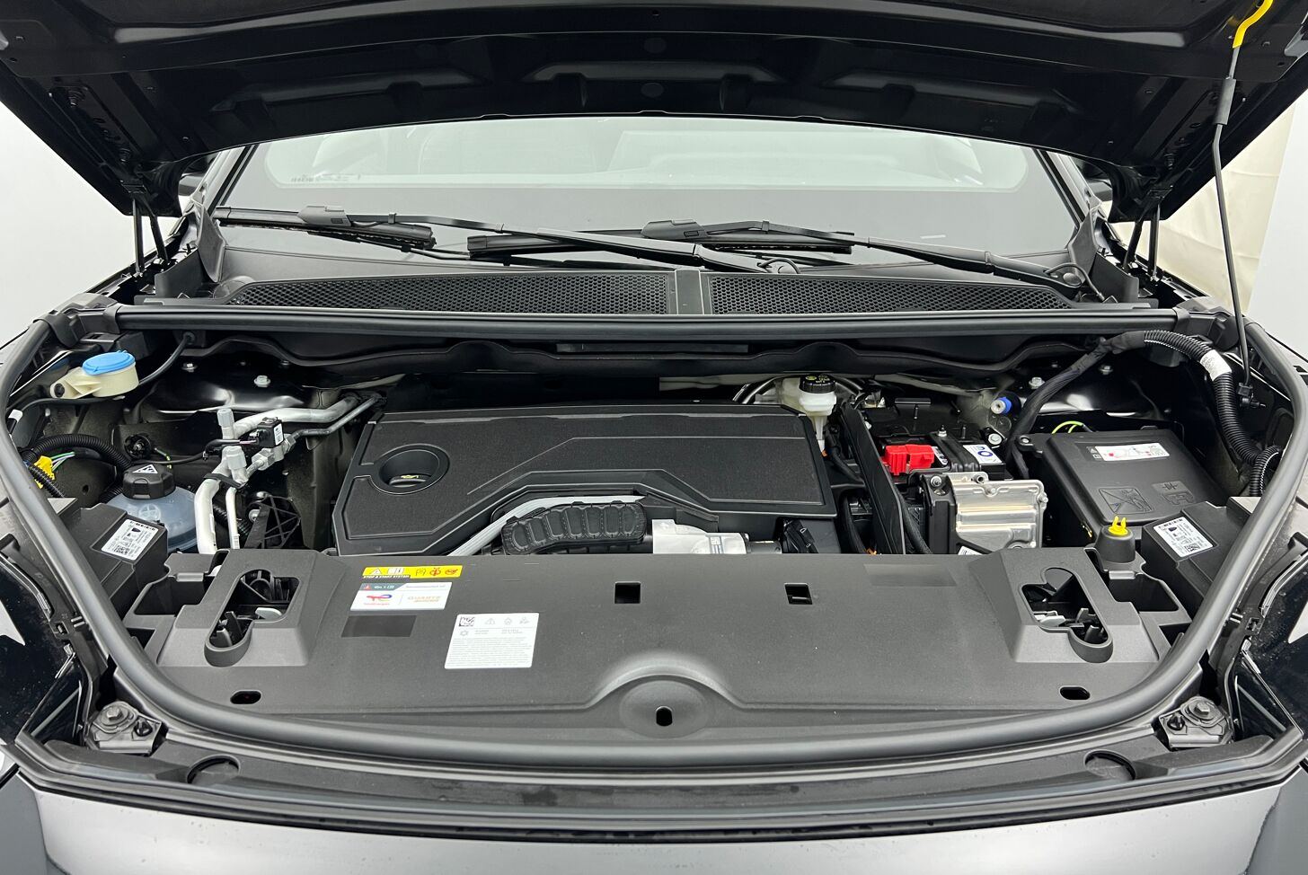 PEUGEOT 5008 SUV Hybride Essence