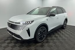 PEUGEOT 5008 GT
