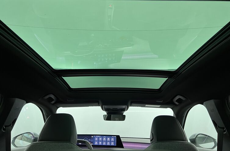 PEUGEOT 5008 SUV Hybride Essence