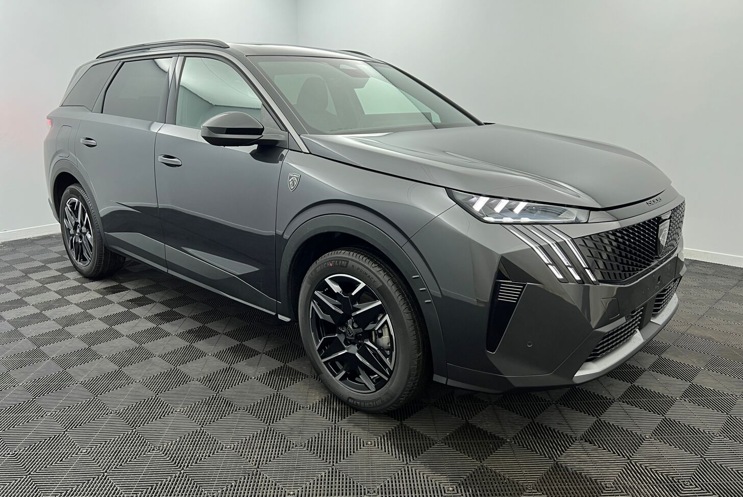 PEUGEOT 5008 SUV Hybride Essence