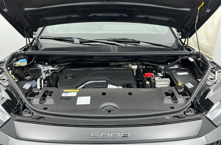 PEUGEOT 5008 SUV Hybride Essence